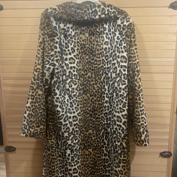 Leopard Cheetah Ocelot Faux Fur Long Coat - Picture 2 of 5
